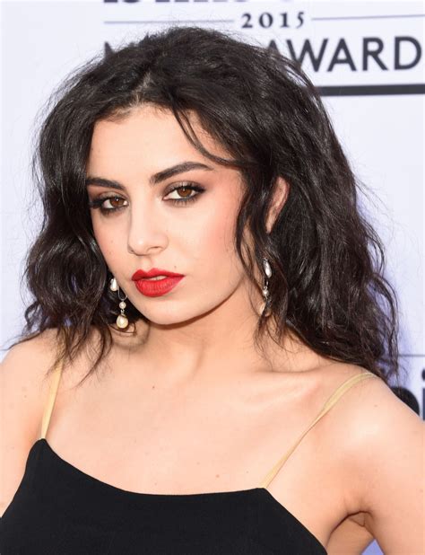 Charli xcx .